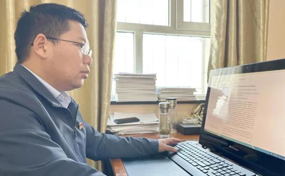 凝心聚力 奮楫揚(yáng)帆——七師胡楊河市干群學(xué)習(xí)貫徹黨的二十屆四中全會(huì)精神